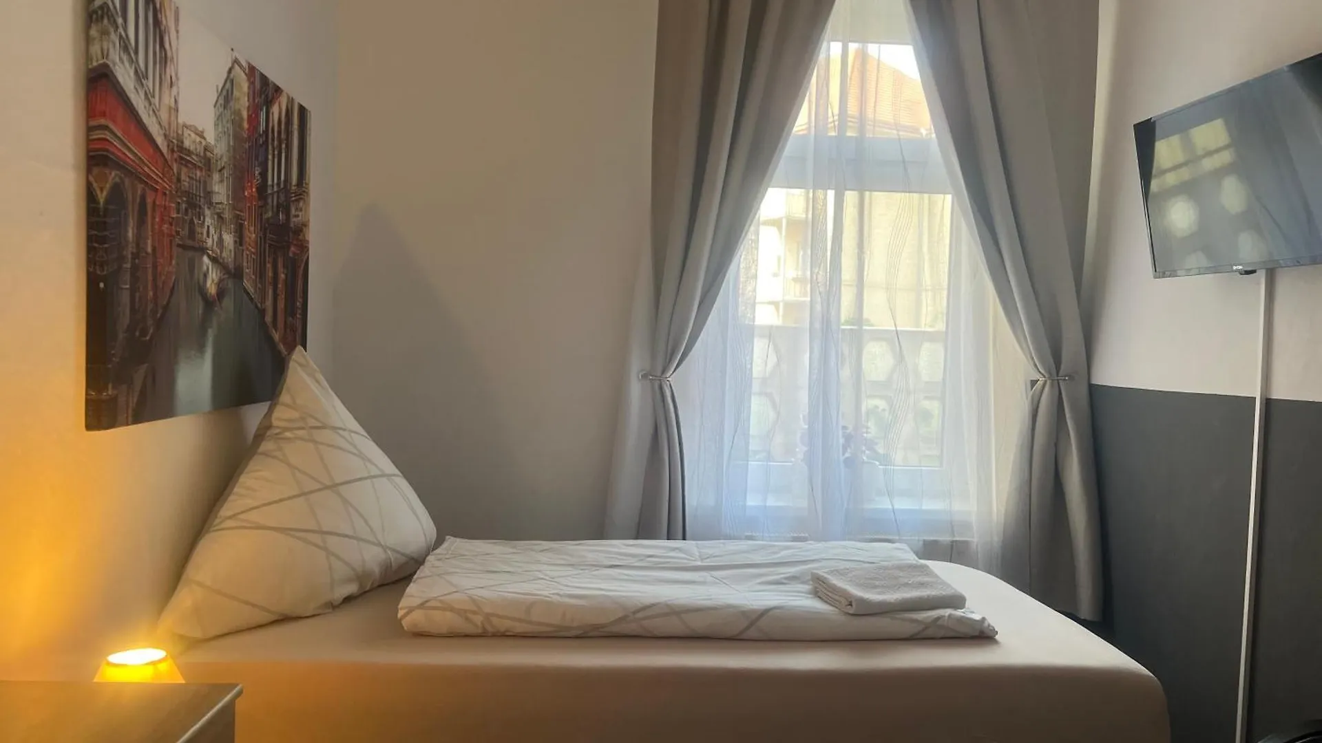 Pension Kaditz Dresden Apartment